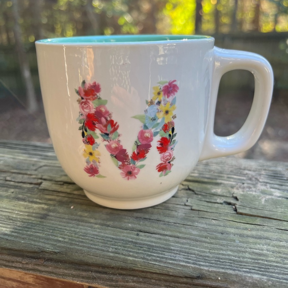 MODERN EXPRESSIONS Monogram M Green White Floral 17oz Ceramic Mug